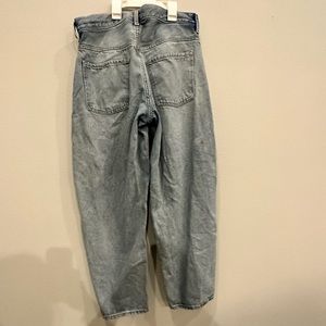 Old navy extra high rise balloon jeans
